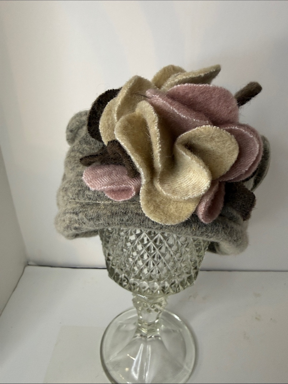 LaFenice Wool Floral Accent Beanie - Gray with Pink & Cream Flower